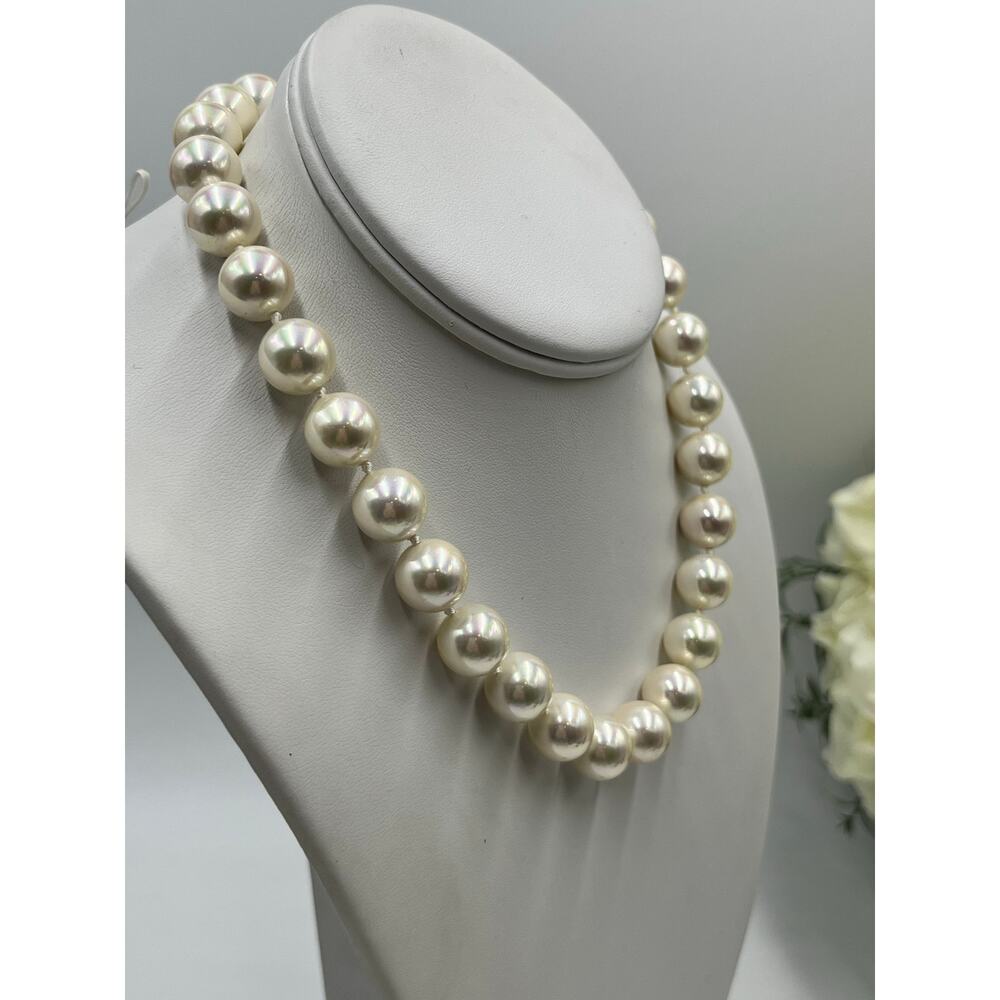 Vintage White Rainbow Glass Pearl Choker Pave Rhinestone Ball Clasp‎ Statement